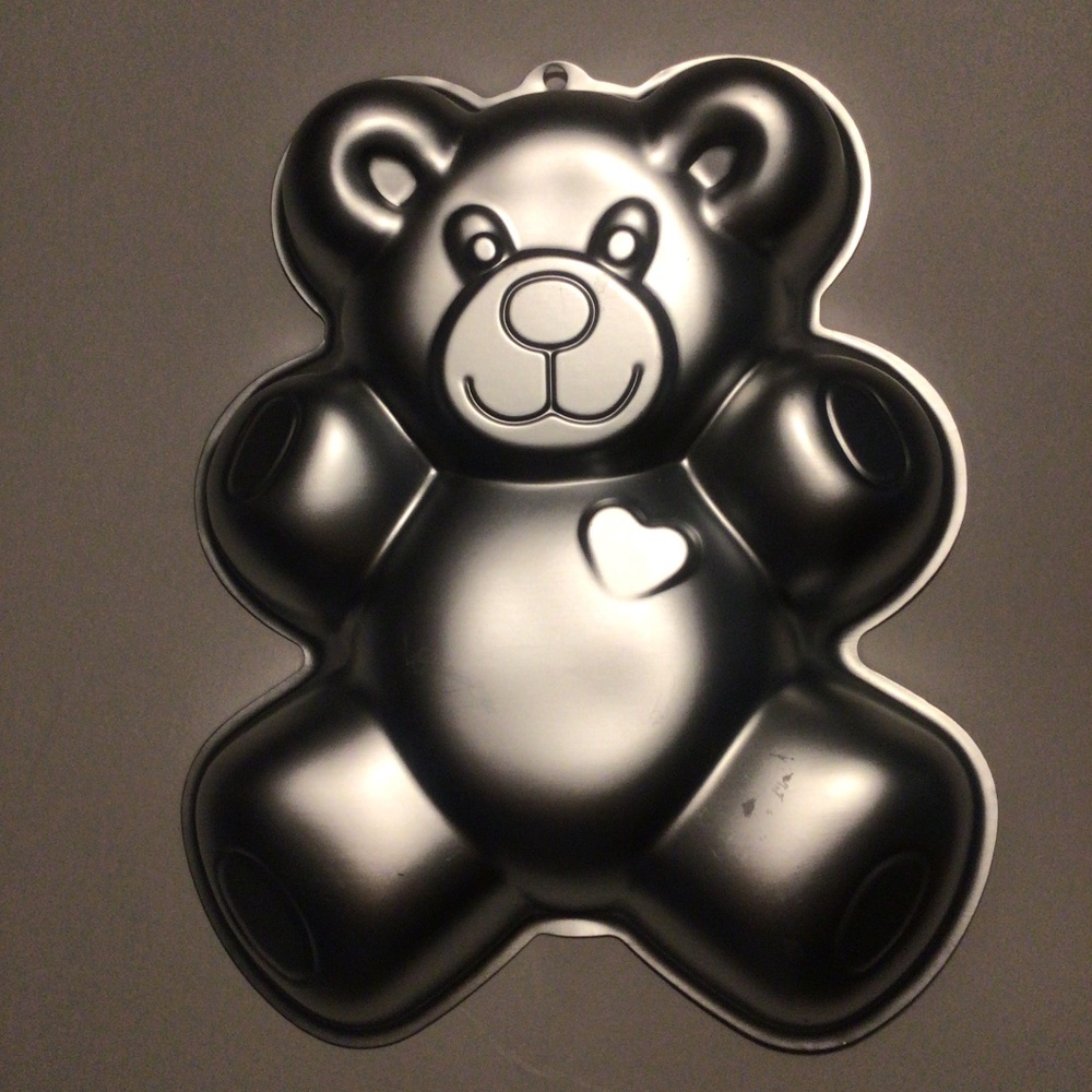Teddy Bear With Heart Cake Pan